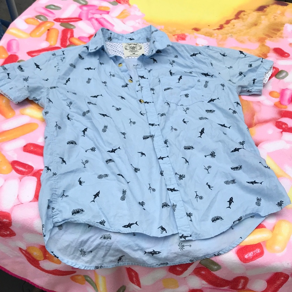 Men’s medium 🏄🏼 surf beach 🏖 button up